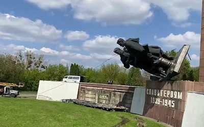 Власти Молдовы планируют упростить снос памятников