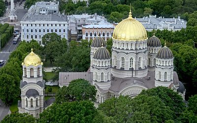 Православие в очередной раз пытаются изгнать из стран Балтии