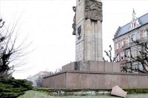 Памятник благодарности Красной армии