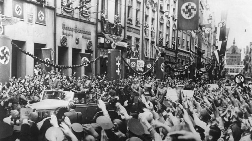 Данциг (Гданьск) приветствует Гитлера, 19 сентября 1939 года / Фото: ИноСМИ