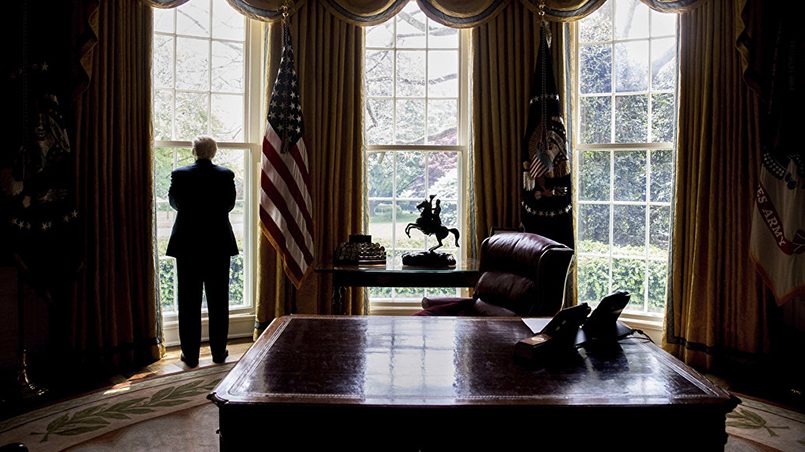Президент США Дональд Трамп в Овальном кабинете Белого дома / Фото: ria.ru