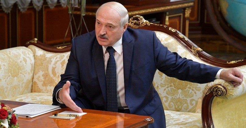 Лукашенко и глава «Роскосмоса» обсудили перенос запуска корабля «Союз МС-25»