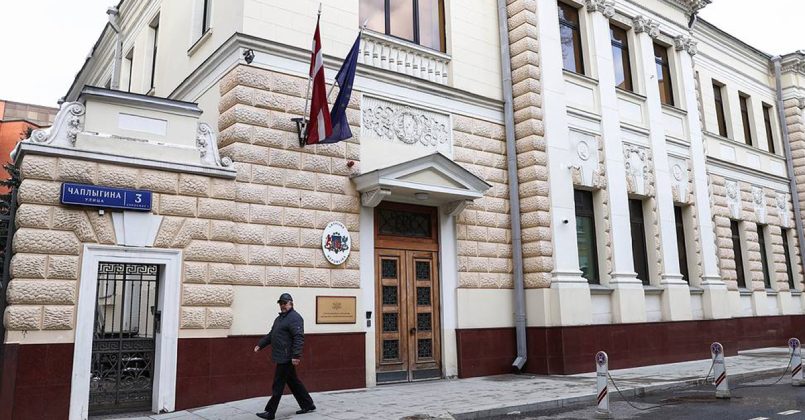 Посольство РФ: Латвия использует «карательное правосудие» за публичную поддержку России