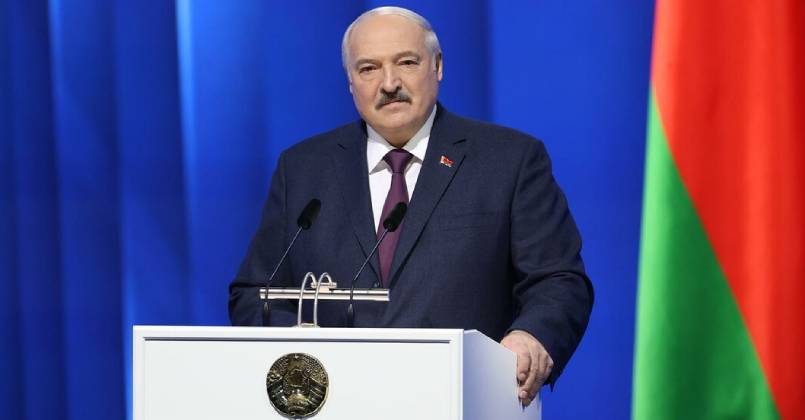 Лукашенко поздравил белорусов и россиян с Днем единения народов
