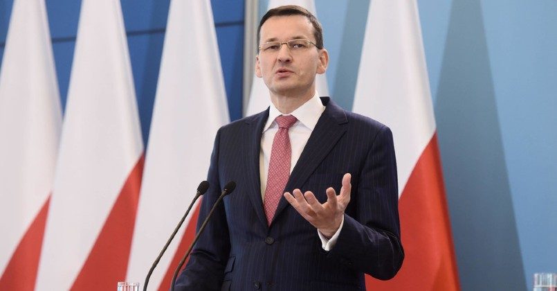 Польша намерена попросить Еврокомиссию ввести пошлины на российские энергоресурсы