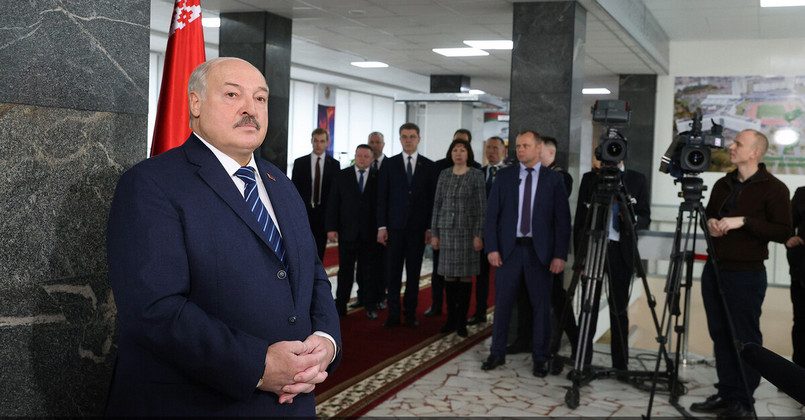Лукашенко высказался о слиянии Беларуси с Россией