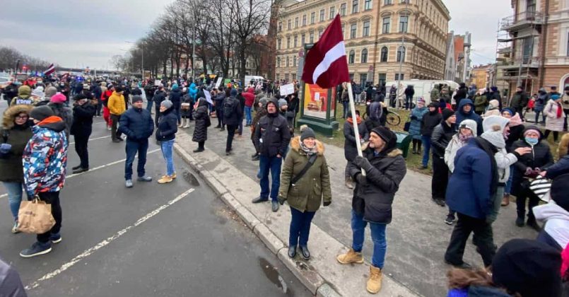 Посольство России направило ноту протеста в МИД Латвии из-за аморальной акции в Риге