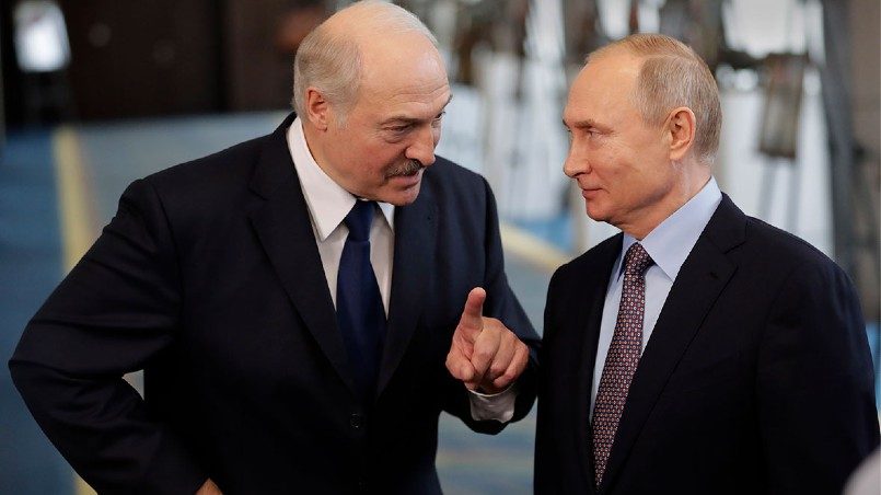 Лукашенко обсудил с Путиным вопросы импортозамещения