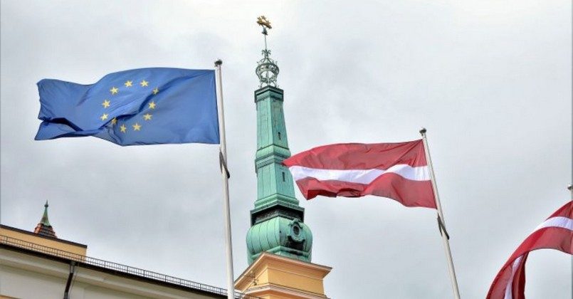 Правительство Латвии рассмотрит вопрос о расторжении соглашения с Беларусью о взаимных поездках