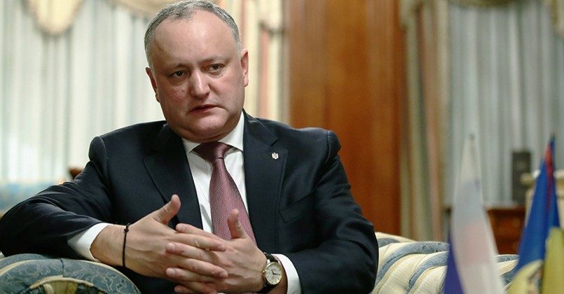 Экс-президенту Молдовы продлили домашний арест