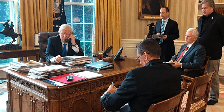 Donaldo Trampo pokalbis telefonu su Vladimiru Putinu 