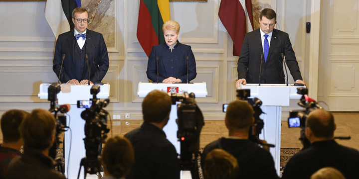 Президенты Эстонии, Литвы и Латвии – Ильвес (бывший президент), Грибаускайте и Вейонис