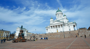 Кафедральный собор Хельсинки и Сенатская площадь