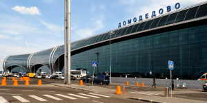 В московском аэропорту Домодедово задержали студентку из Латвии Оксану Карую