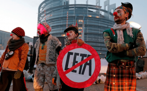 Манифестация противников СЕТА у здания Европарламента, Страсбург, 15 февраля 2017 год