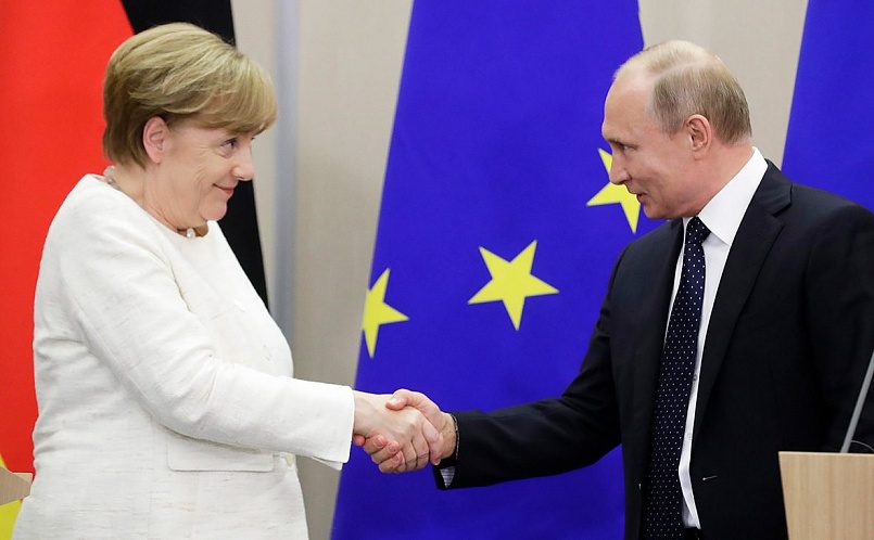 Ангела Меркель и Владимир Путин / Фото: Михаил Метцель / ТАСС