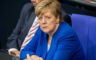 Меркель призвала Европу серьезно относиться к словам Путина о защите России