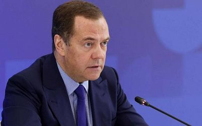 Медведев рассказал о последствиях размещения войск Британии на Украине