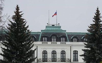 В Чехии объяснили высылку российских дипломатов «утечками» в СМИ