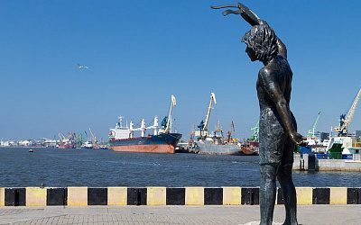 Переключение белорусских грузов на порты России — вопрос экономики, а не политики