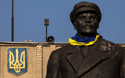 Ленина больше нет: украинские власти продолжают декоммунизацию
