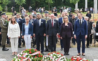 Сейм Польши призвал Украину признать вину в Волынской резне