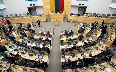 Сейм Литвы отклонил идею о досрочных парламентских выборах