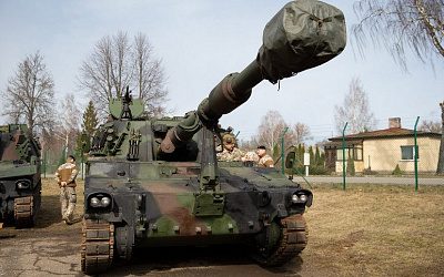 Экс-министр обороны рекомендовал Латвии обзавестись своей военной индустрией