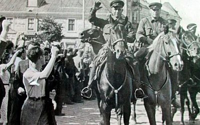 Военный историк: СССР вошел в Польшу для спасения славян и евреев от геноцида