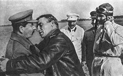 «Разрешите мужскую любовь»: Как Сталин относился к мужеложеству?