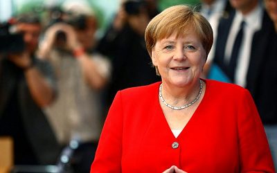 Меркель заявила о готовности стать посредником в переговорах России и Украины