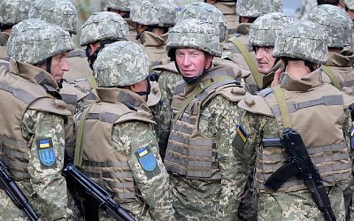 Литва по примеру Польши намерена возвращать военнообязанных украинцев на родину