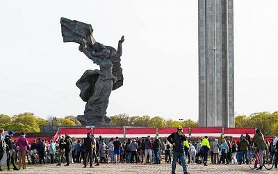 Вице-мэр Риги допустил подрыв Памятника Воинам-Освободителям