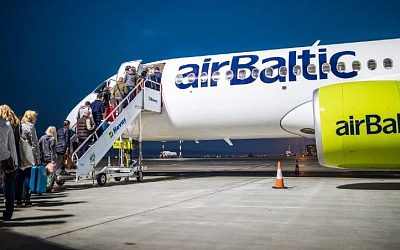 Граждан стран Балтии вывезет из Великобритании самолет airBaltic