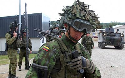 Сейм Литвы считает приемлемым увеличение расходов на оборону путем госзаймов