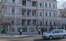 В посольстве РФ обвинили власти Латвии в посягательстве на права россиян