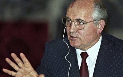 В 1991 году Горбачев признал независимость Литвы, Латвии и Эстонии, нарушив тем самым конституцию СССР