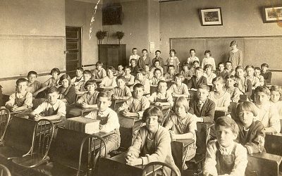 Такой должна быть идеальная школа: система образования первой советской Латвии