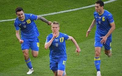 Британская телеведущая сравнила контур карты на форме сборной Украины с грязным пятном