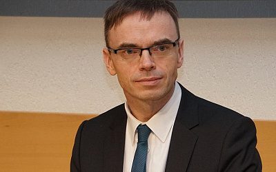 Миксер открестился от предложения упростить выдачу гражданства Эстонии негражданам