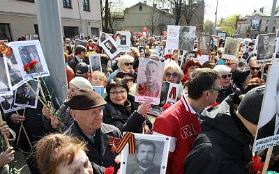 Политолог: две трети жителей Латвии на стороне России