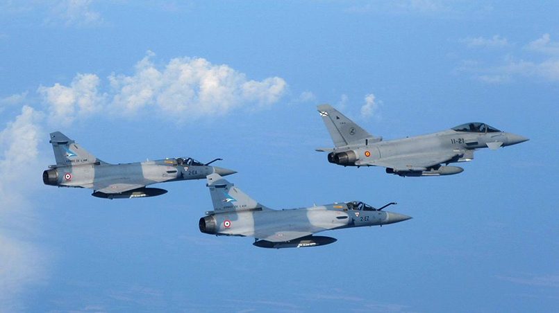 За несколько дней до инцидента - участники те же испанский «Тайфун» и французские «Миражи» / Фото: ВВС Испании 