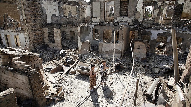В одном из разрушенных районов Цхинвали / Фото: gazeta.ru