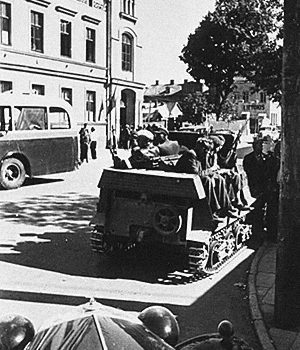  «Фронт литовских активистов» на улицах Каунаса. Июнь 1941 года