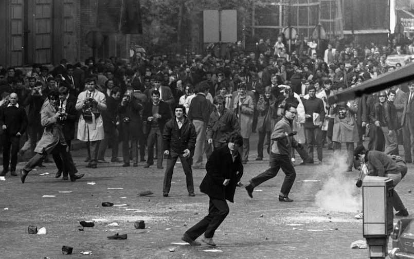 Студенческие протесты в Париже, май 1968 года / Фото: wordpress.com