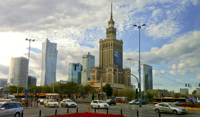 Сталинская высотка в Варшаве / Фото: pikabu.ru