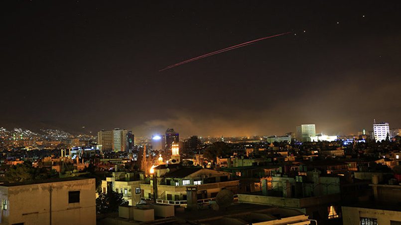 Зенитный огонь над Дамаском / Источник: sputnik.az
