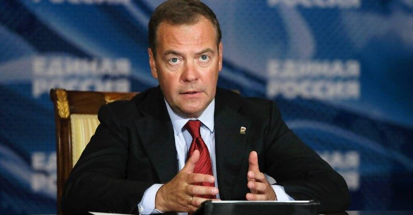 Медведев назвал референдумы в Донбассе восстановлением исторической ...