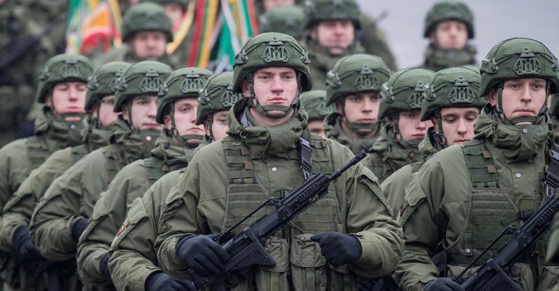 Армия Литвы приготовилась выставить заслон от нелегальных мигрантов из Беларуси