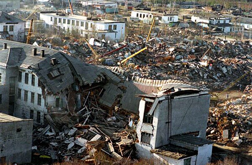 Люди из стали: 4 самые невероятные операции российских спасателей
